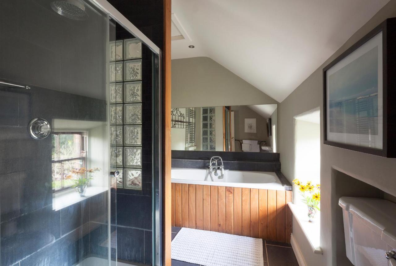 The Stable Yard House At Burtown House & Gardens Villa อาไธ ภายนอก รูปภาพ